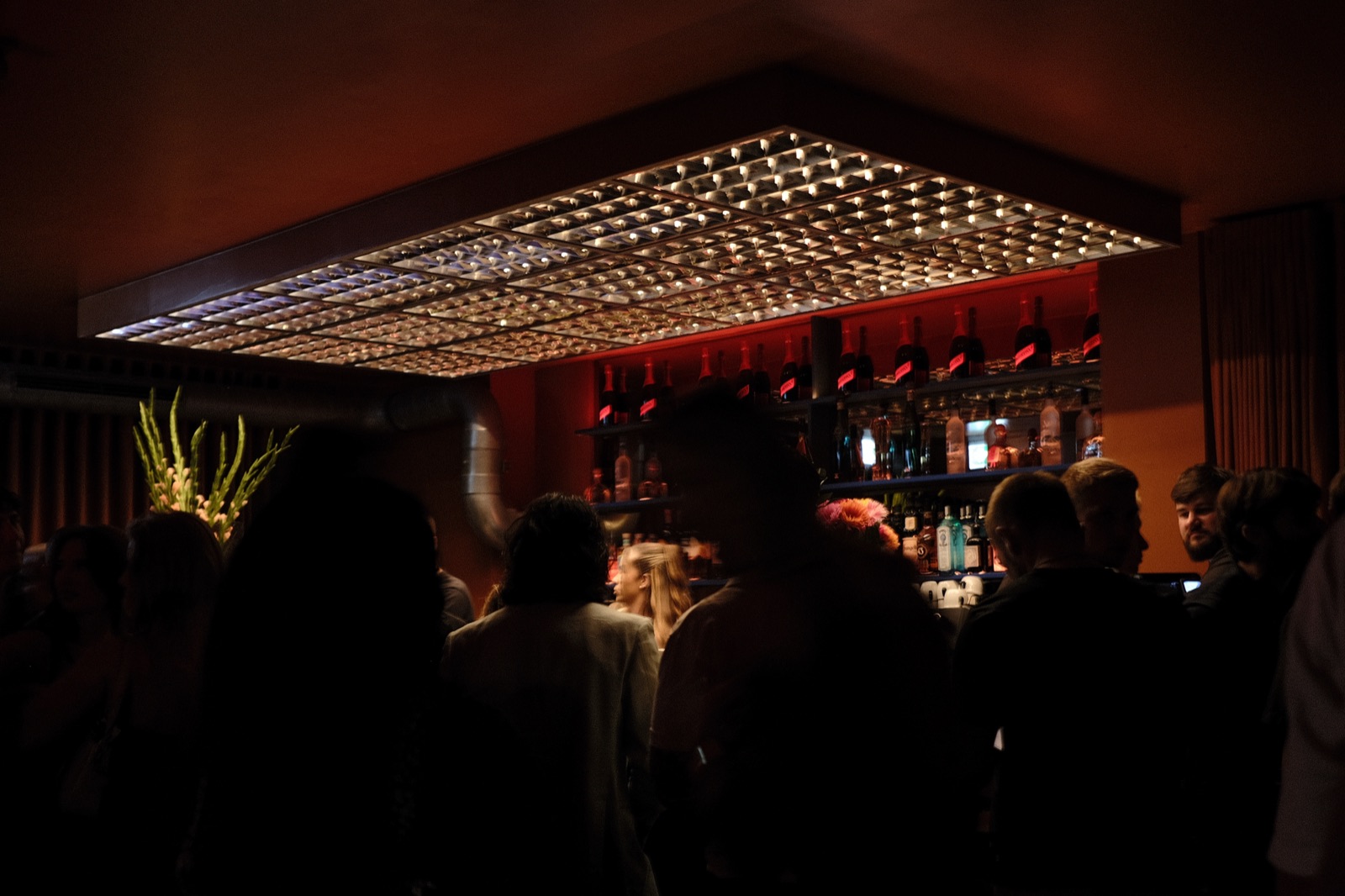 Der Raum unter der Lichtdecke